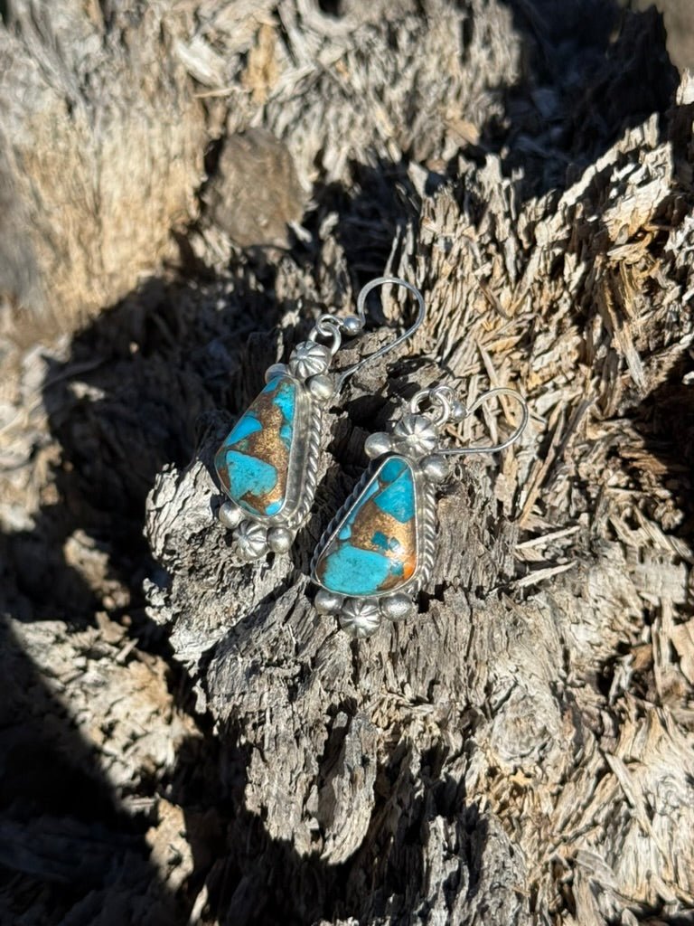 Spiny Turquoise Lariat Necklace And Earring Set