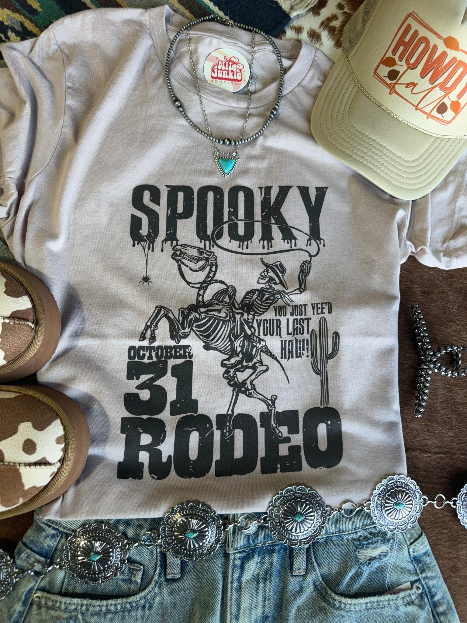 Spooky Rodeo Graphic TeePink GravelS