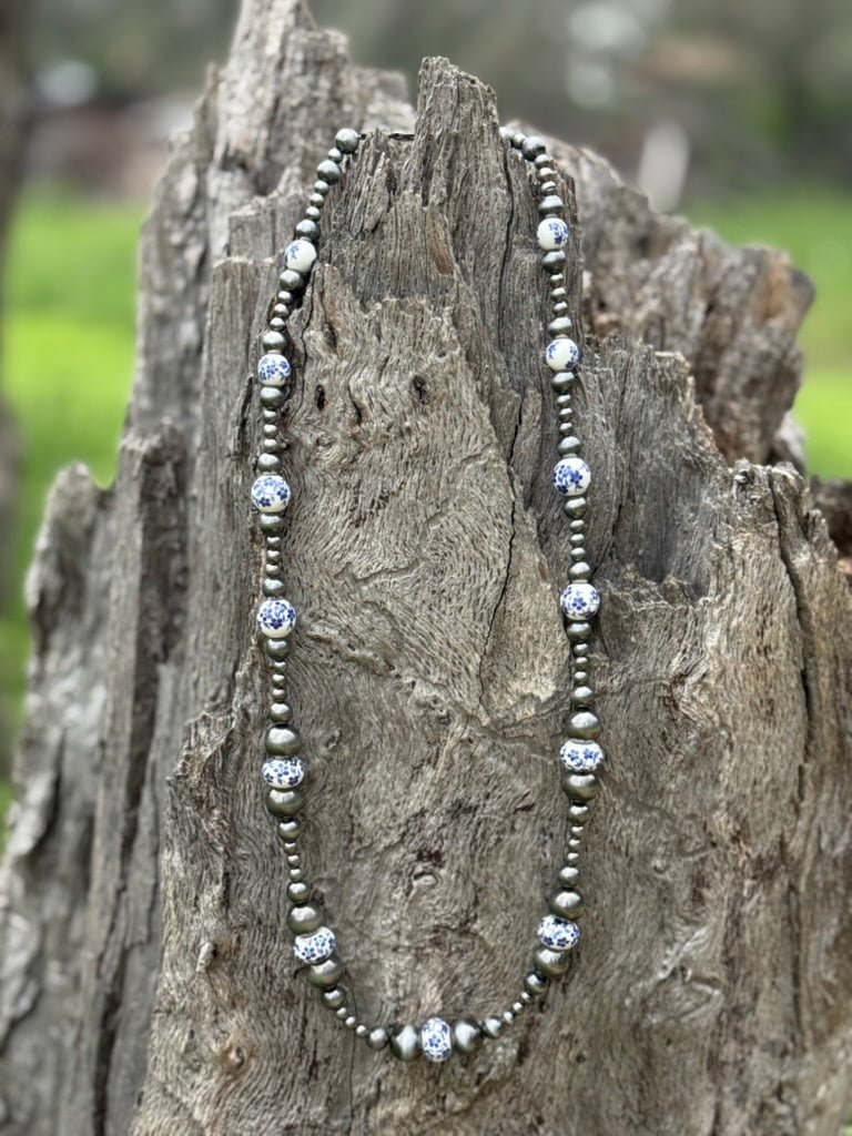The Blue Willow Pearl Necklace