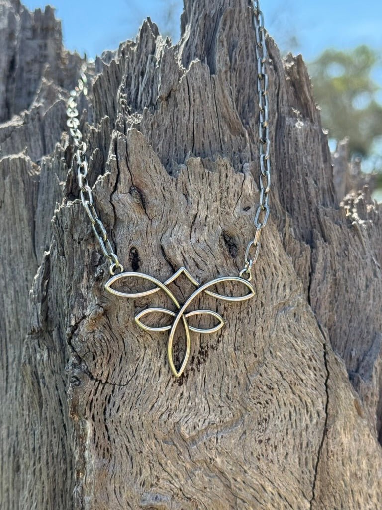 The Boot Stich Link Necklace