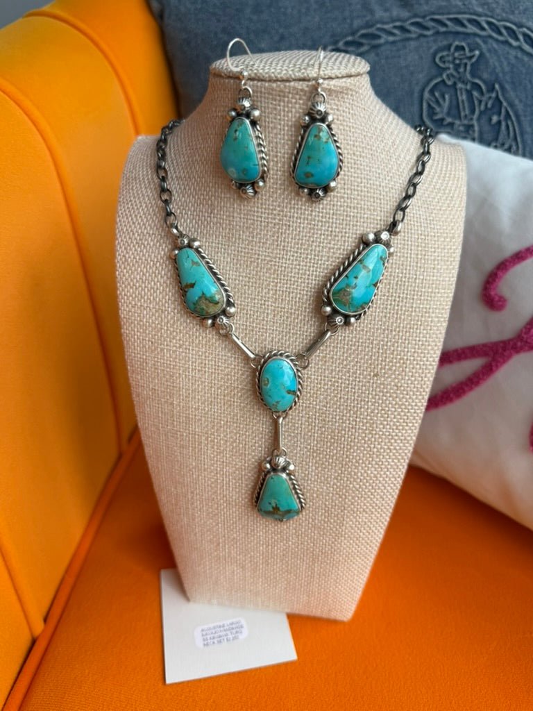 The Lucy Kingman Lariat and Earrings Set