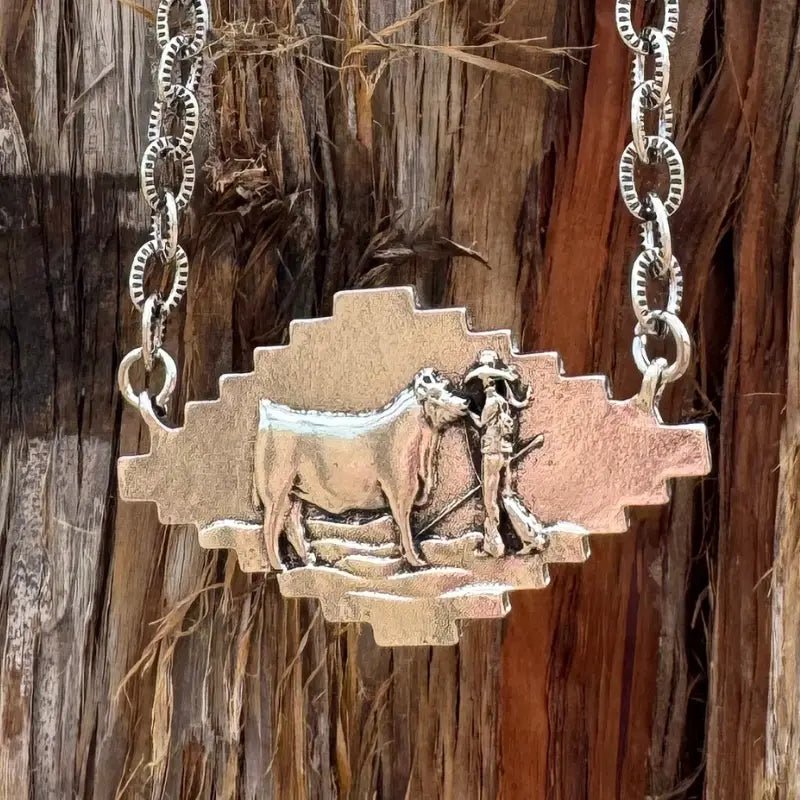 The Showman Faux Silver Necklace