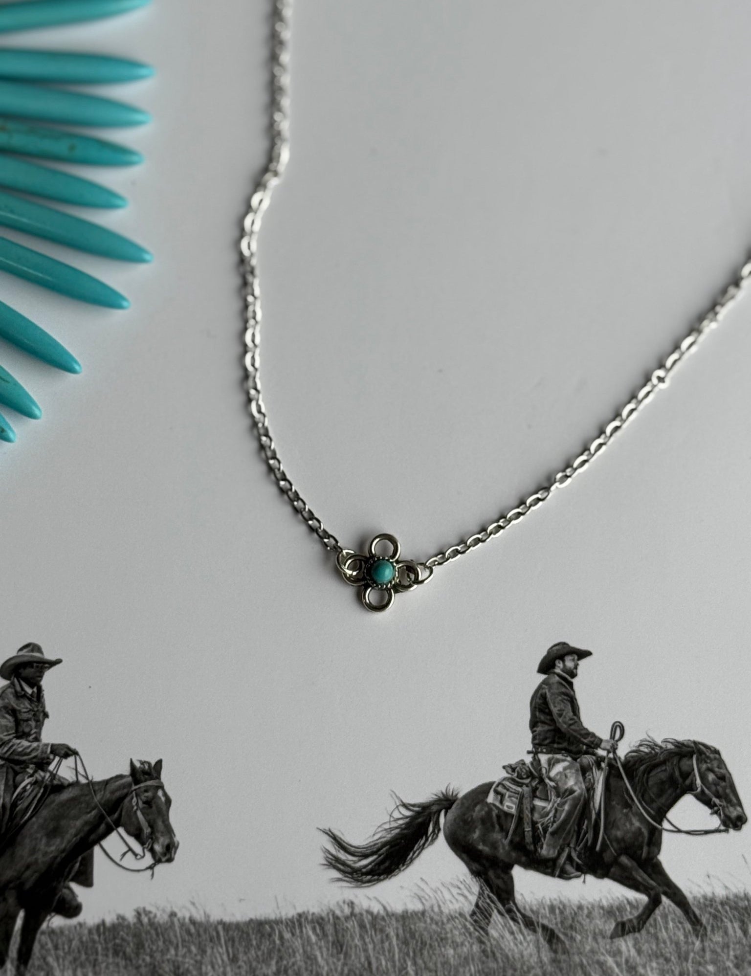 Turquoise Clover Pendant Chain Necklace