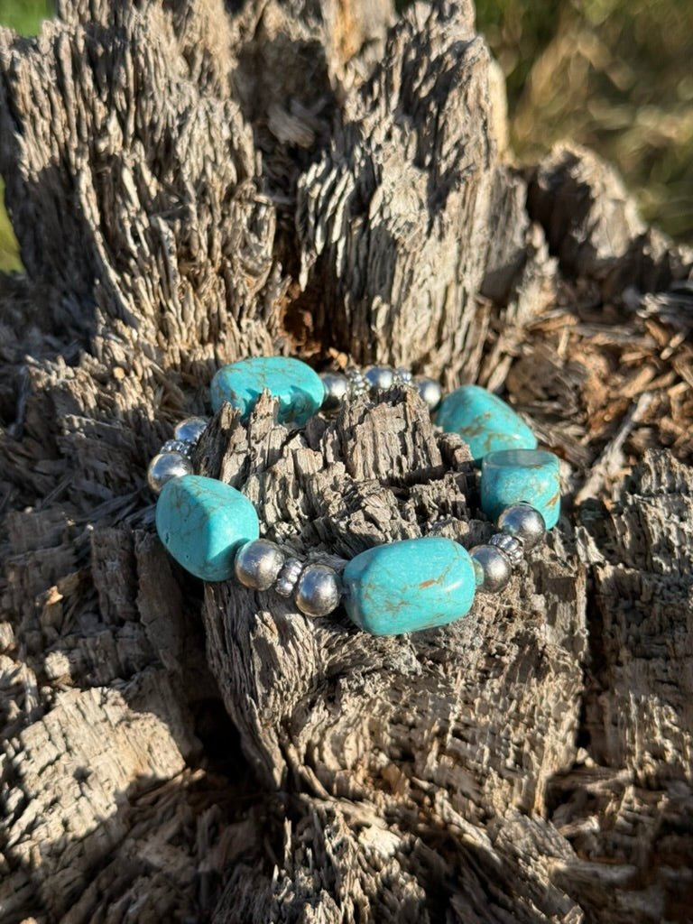 Turquoise Nugget Drift Beaded Bracelet