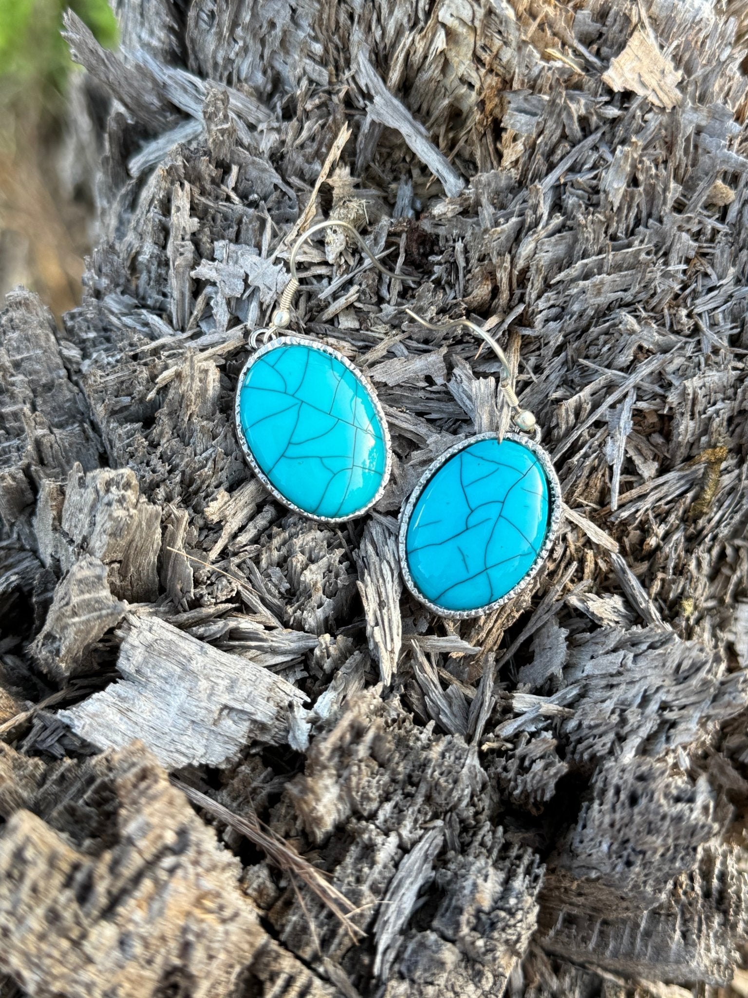 Turquoise Oval Dangle Earrings