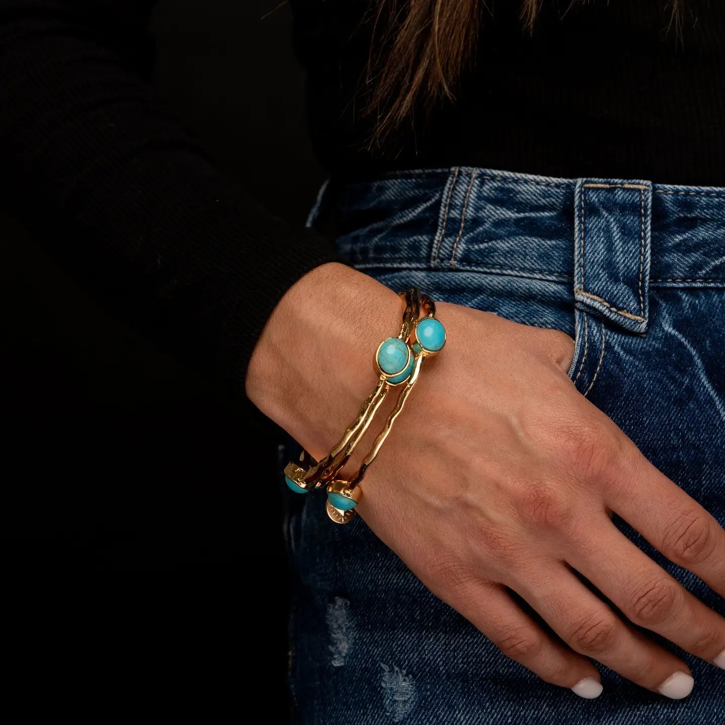 Turquoise Oval Stone Gold Bangle