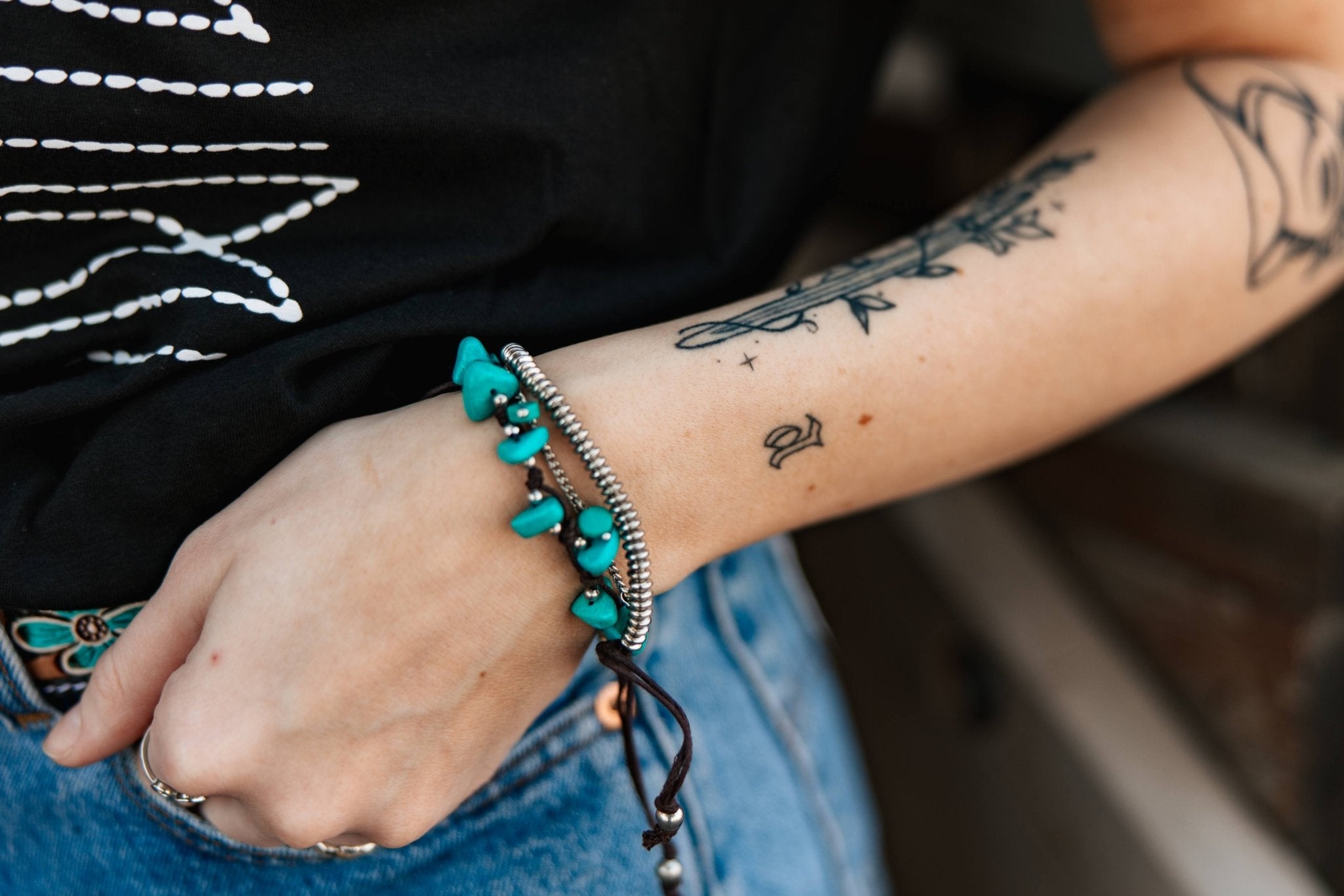 Turquoise Stone Chips Bracelet Set