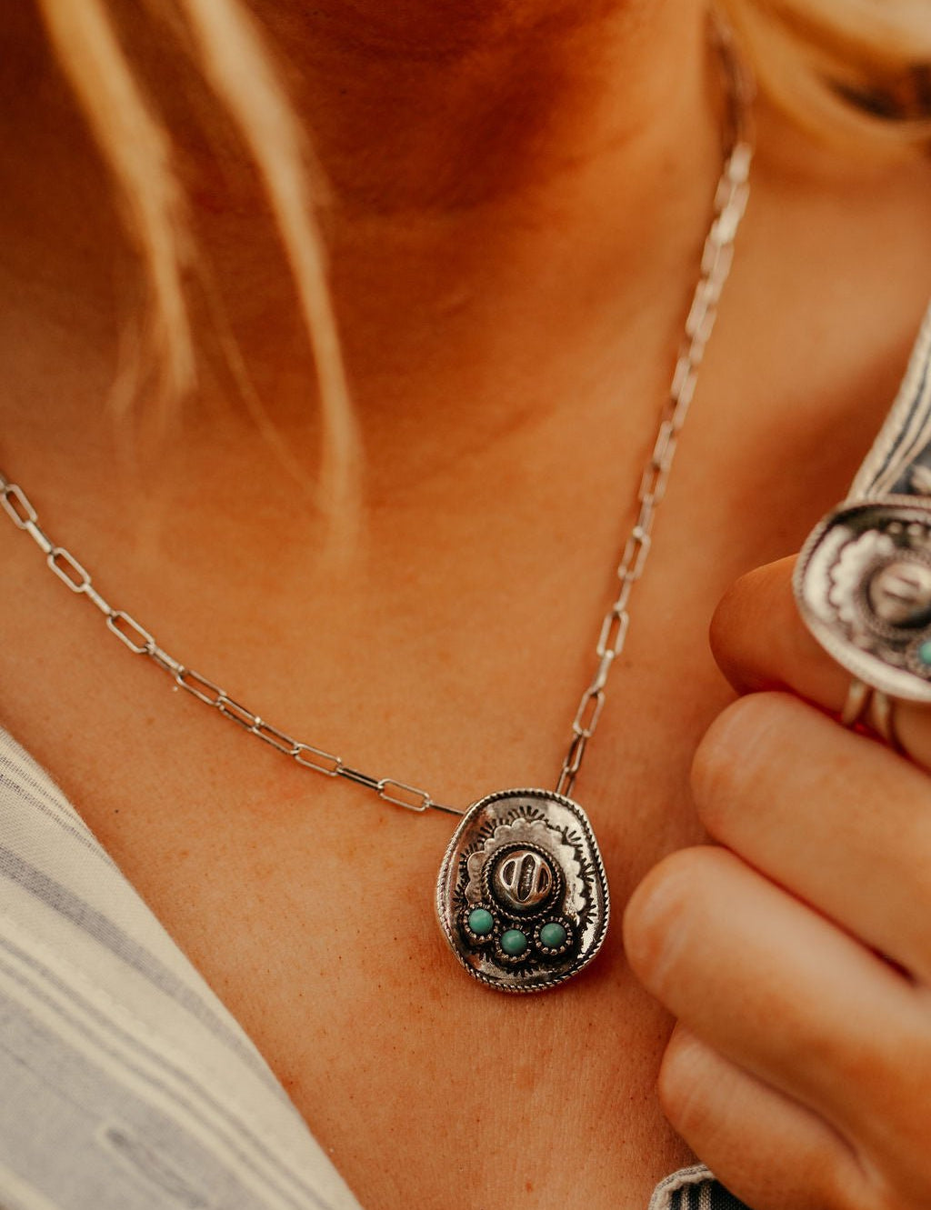 Turquoise Stone Cowboy Hat NecklaceSilverOS