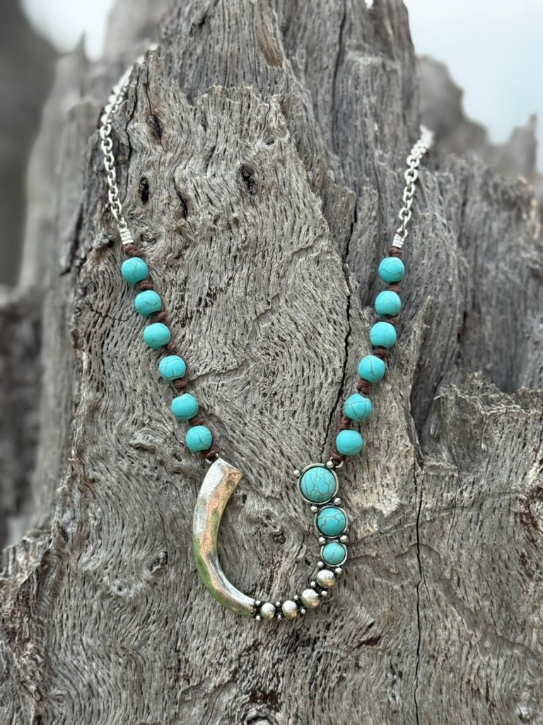Turquoise Stone Horse Shoe Pendant Necklace