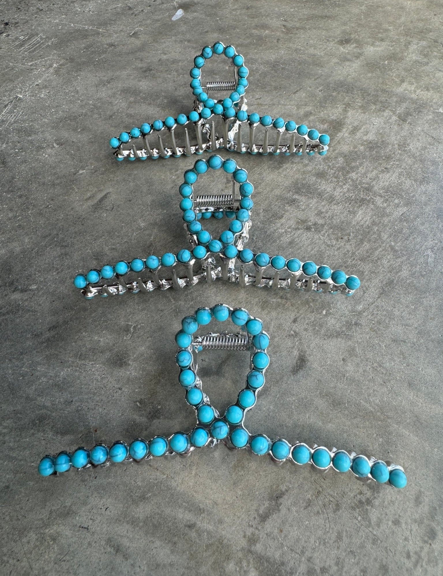 Turquoise Studded Claw Hair ClipTurquoiseOS