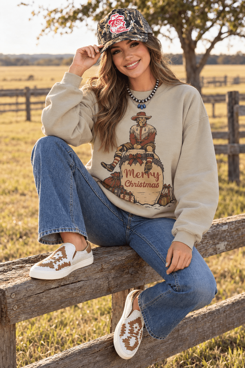 Vintage Rodeo Clown Merry Christmas Graphic SweatshirtSandS