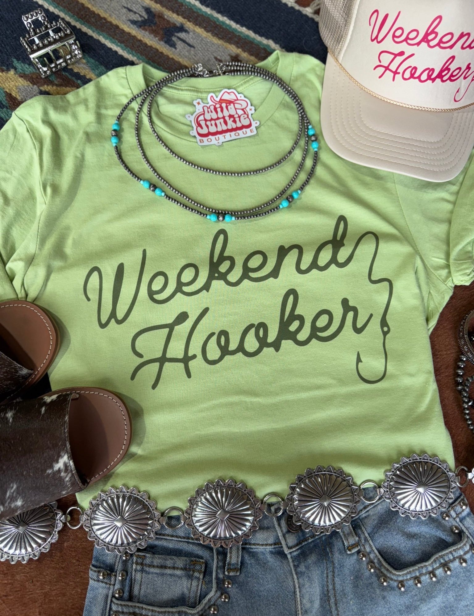 Weekend Hooker Graphic TeePistachioS