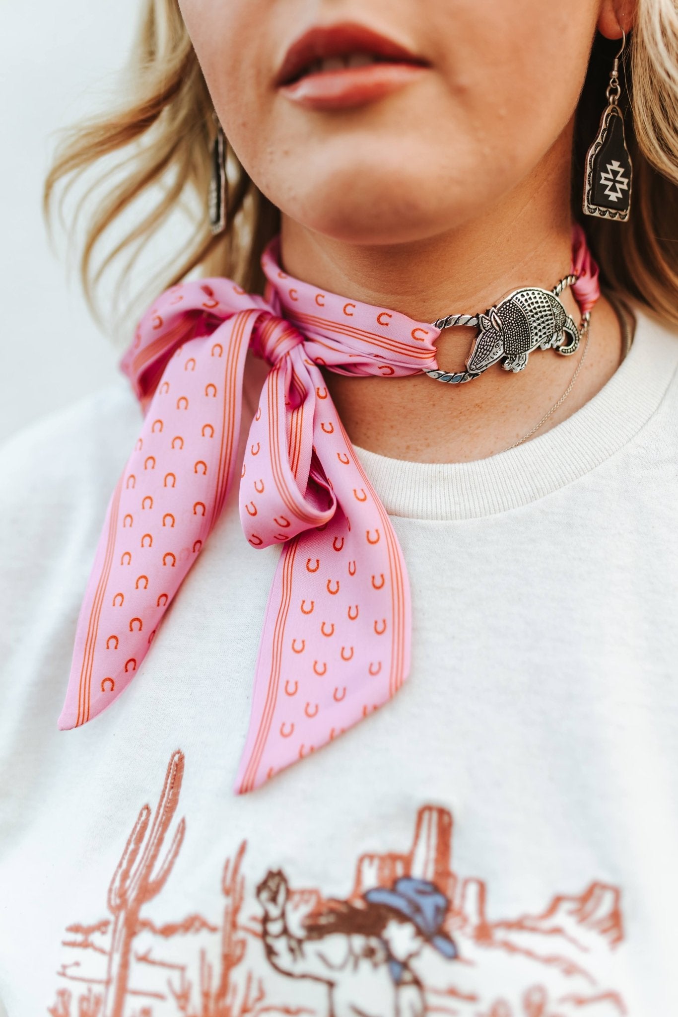 Western Armadillo Scarf Charm