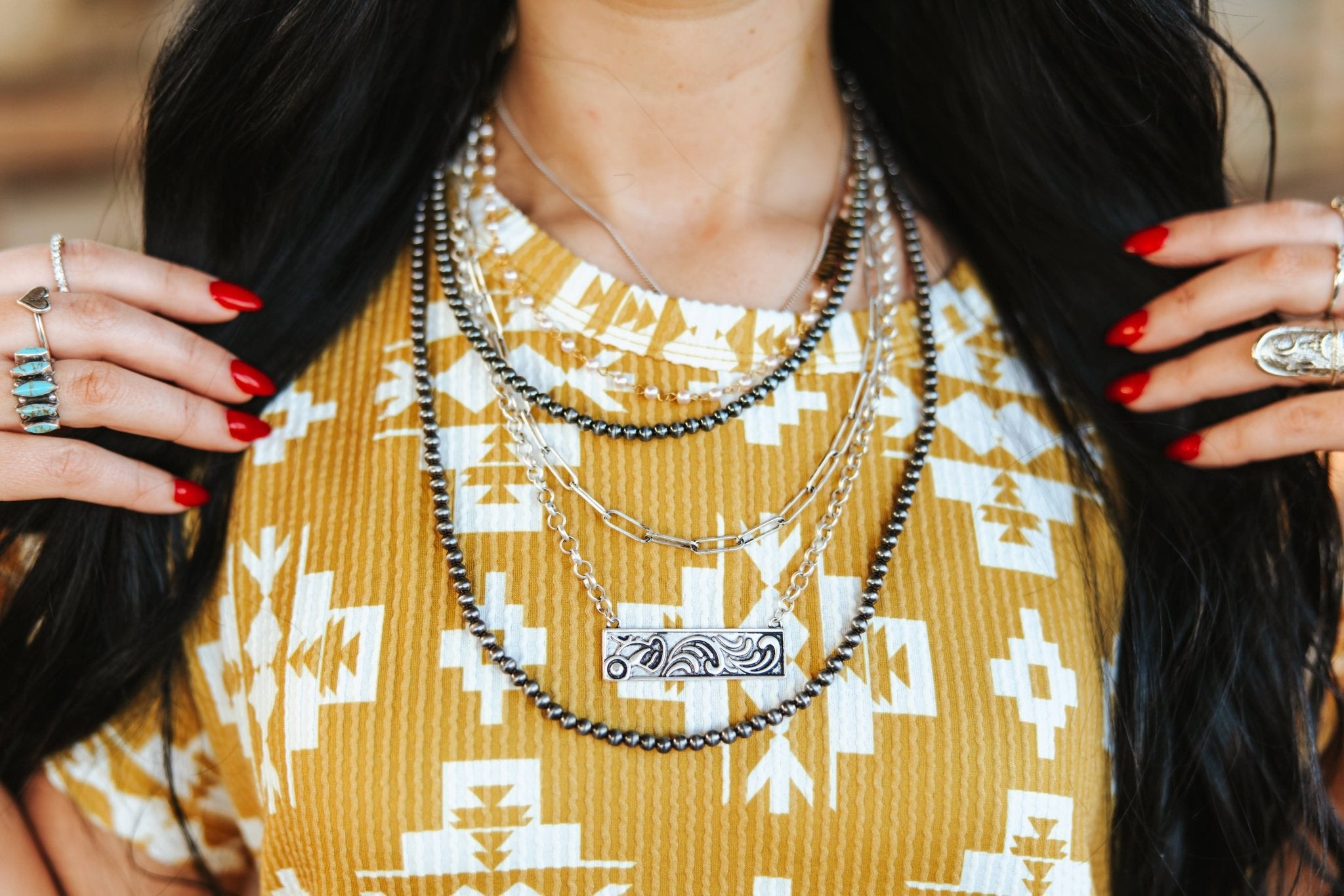 Western Bar and Pearls Layered Necklace