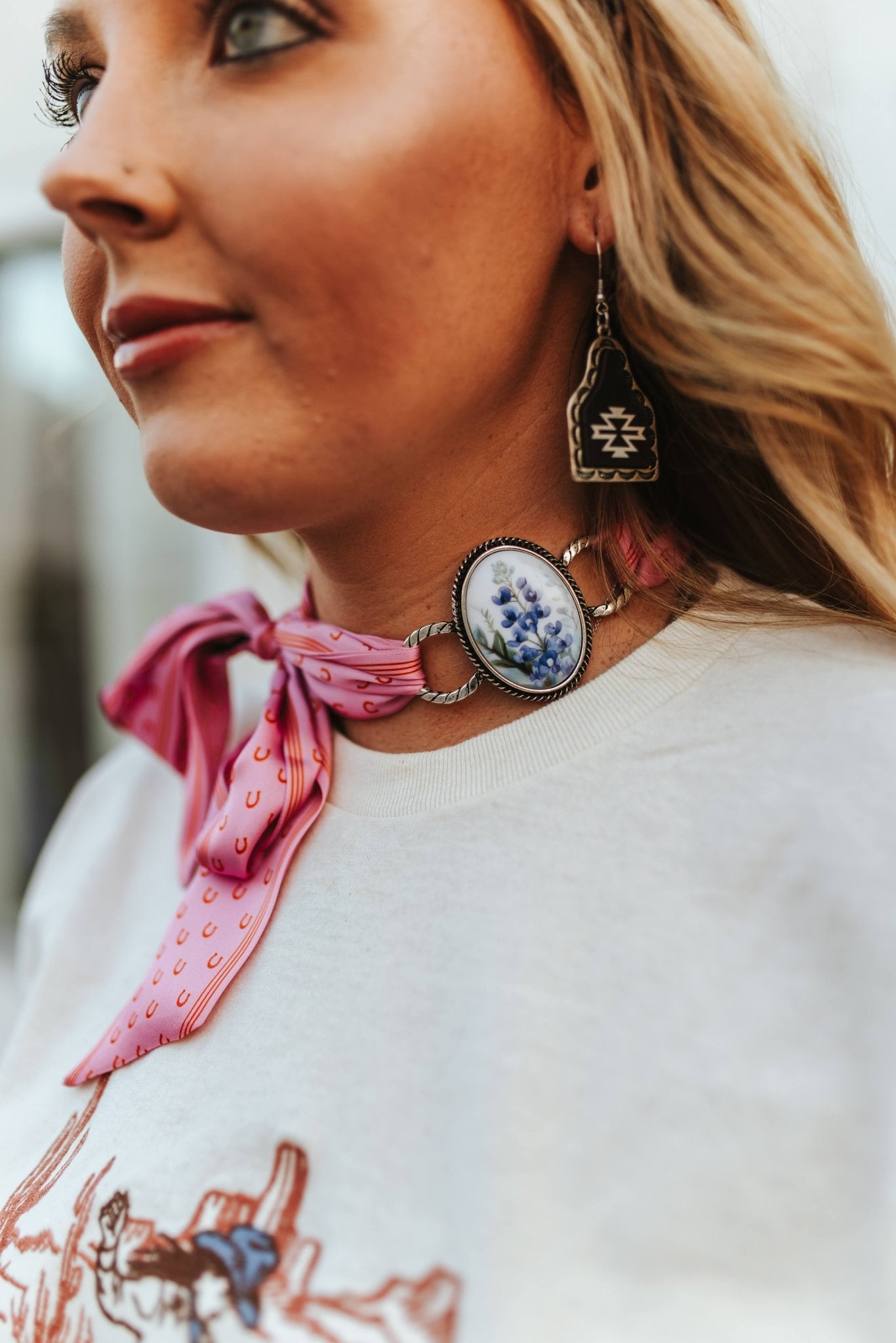 Western Bluebonnet Scarf Charm