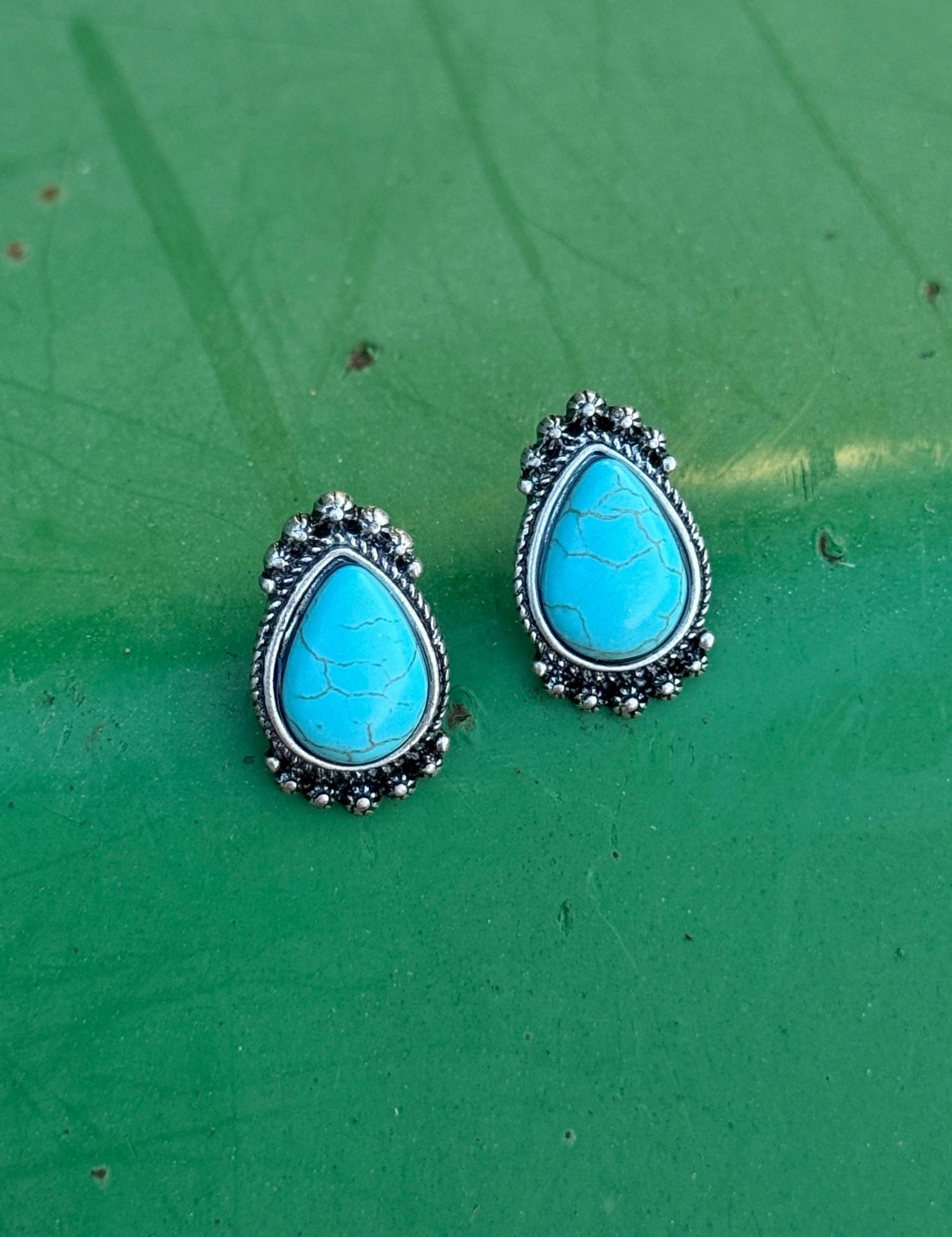 Western Teardrop Vintage Earrings
