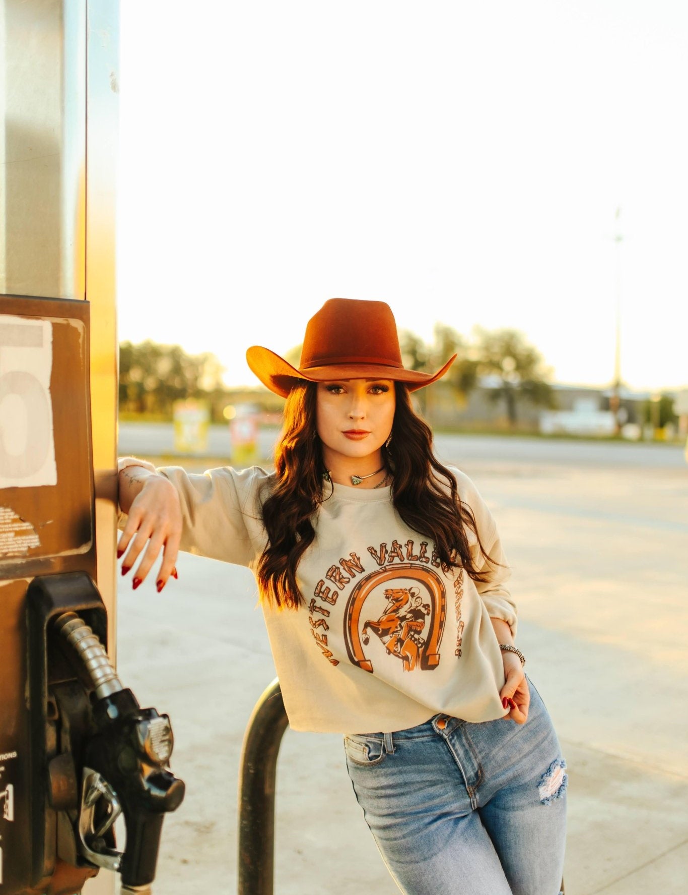 Western Valley Ranch Raw Hem Graphic SweaterMultiS