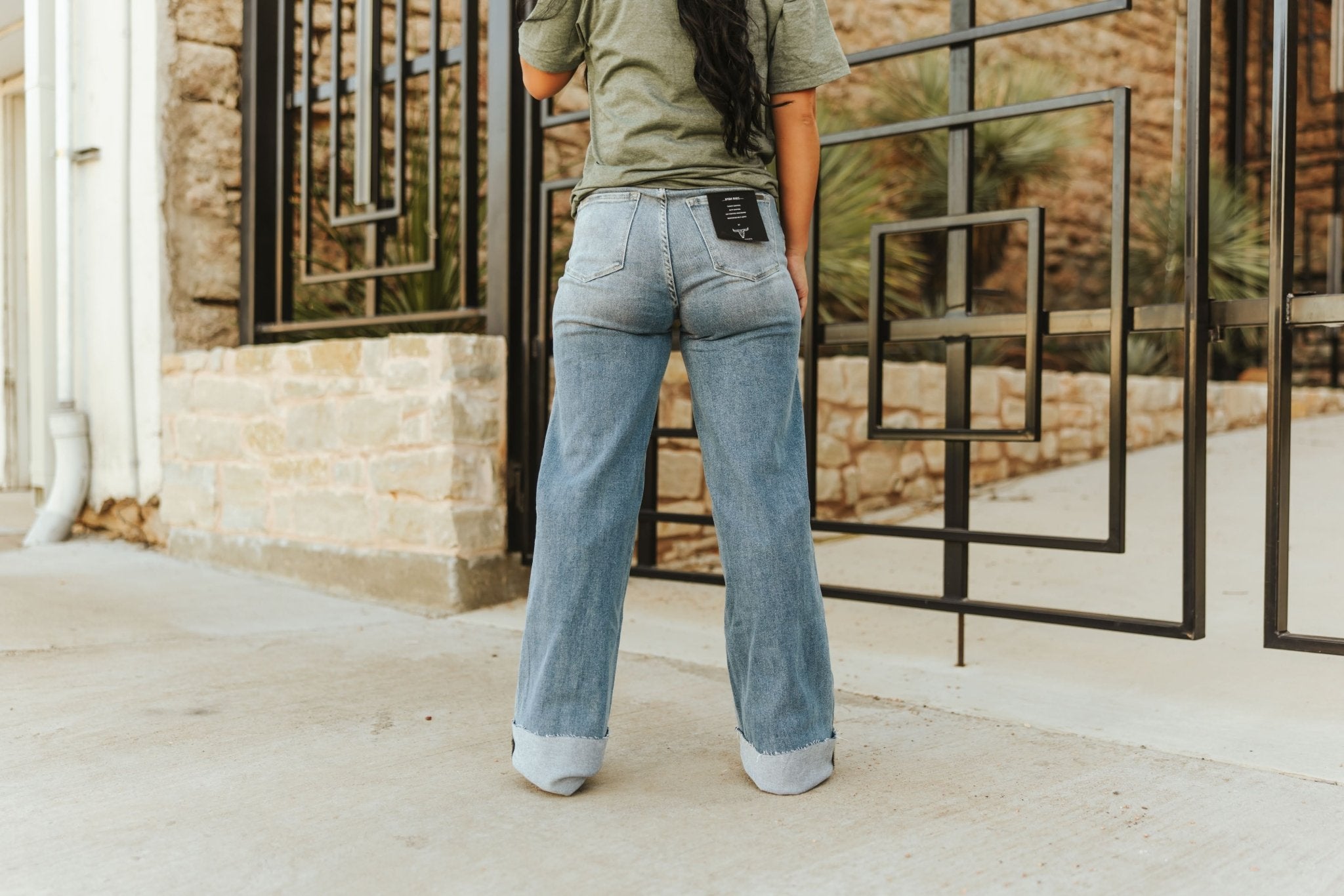 Wide Leg Cuff Jeans2