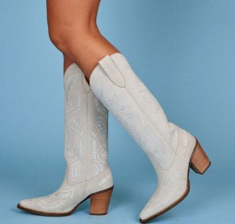 Winter White Embroidered Boots6