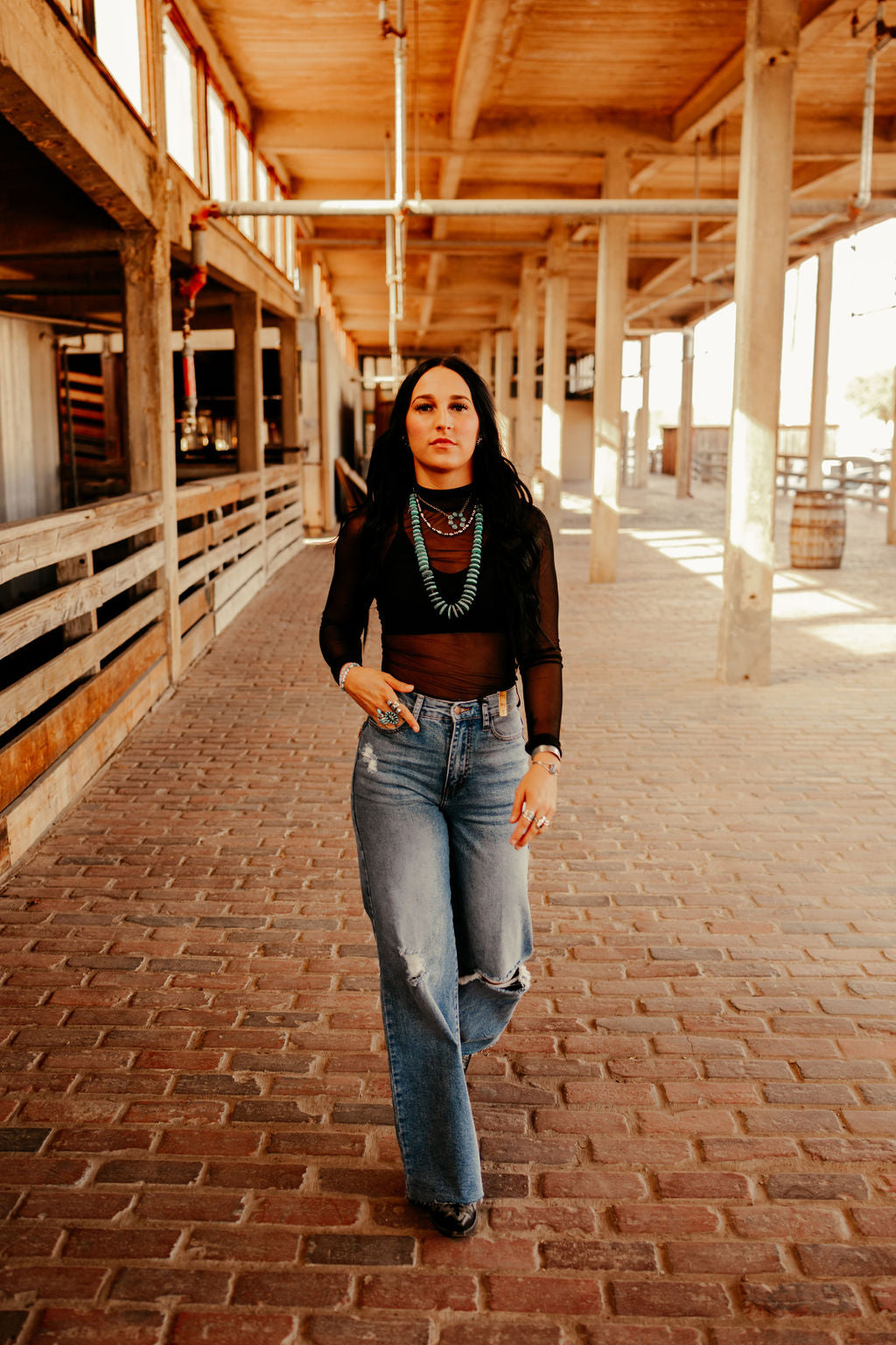 Black bodysuit and turquoise  Western outfits, Black bodysuit, Vaquera  outfit