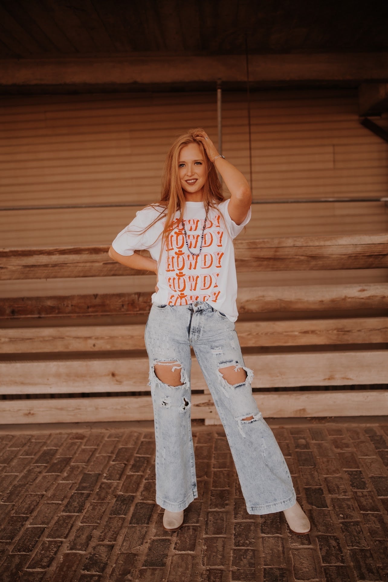 Distressed Flare JeansLight Wash25