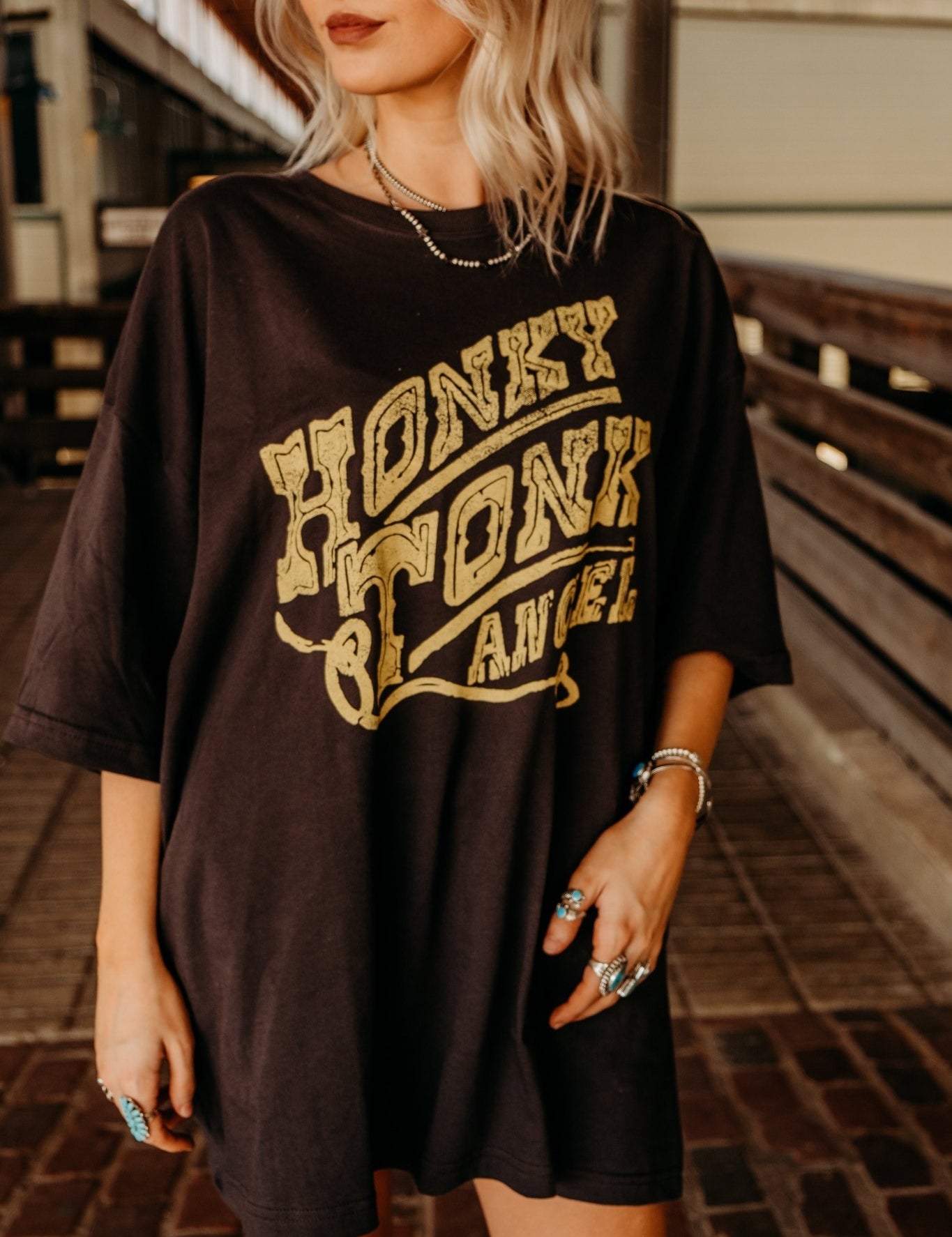Oversized Honky Tonk Angel Graphic TeeBlackOS