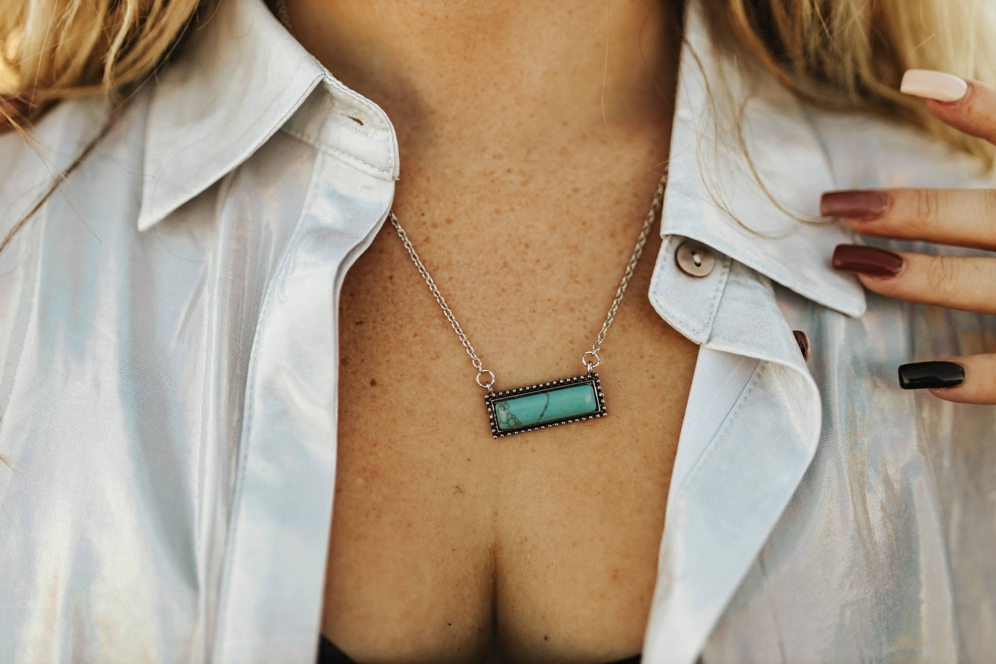 Silvertone Turquoise Bar NecklaceTurquoiseOS