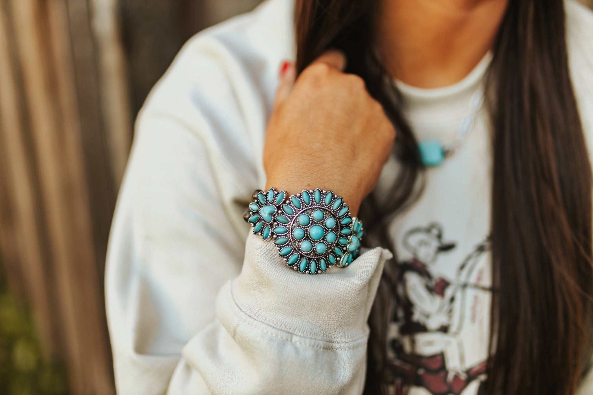 Turquoise Cluster and Pearl Stretch BraceletTurquoiseOS