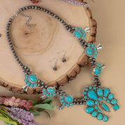 Turquoise Squash Blossom Pearl Beaded NecklaceTurquoiseOS