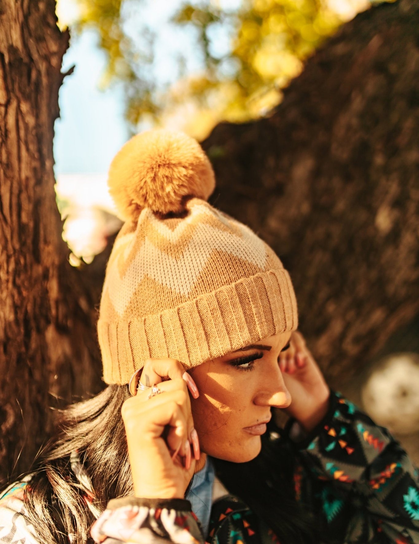 Zigzag Pattern Pompom BeanieKhakiOS